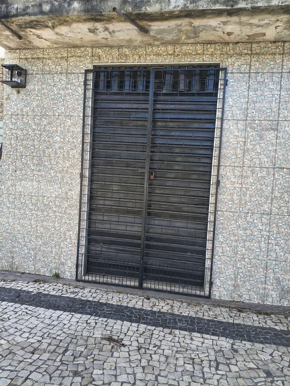Conjunto porta e grades para comércio  - Foto 5