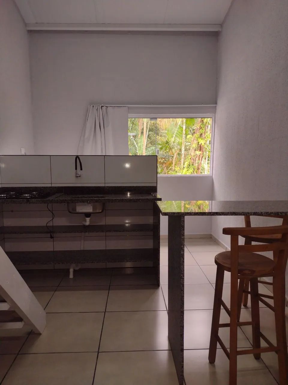 Quitinete/ kitnet em são Francisco do sul  - Foto 2