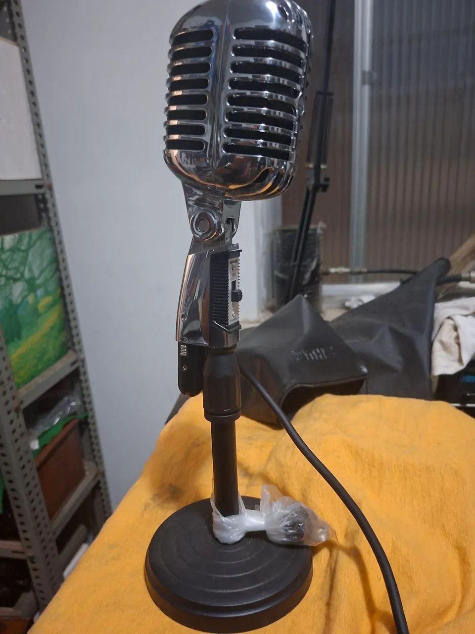 Microfone Shure 555H original com pedestal e bolsa NoVo!! Leia
