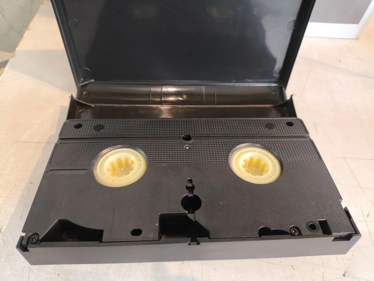 Fita VHS - ALTA FREQUÊNCIA LEGENDADO  - Foto 6