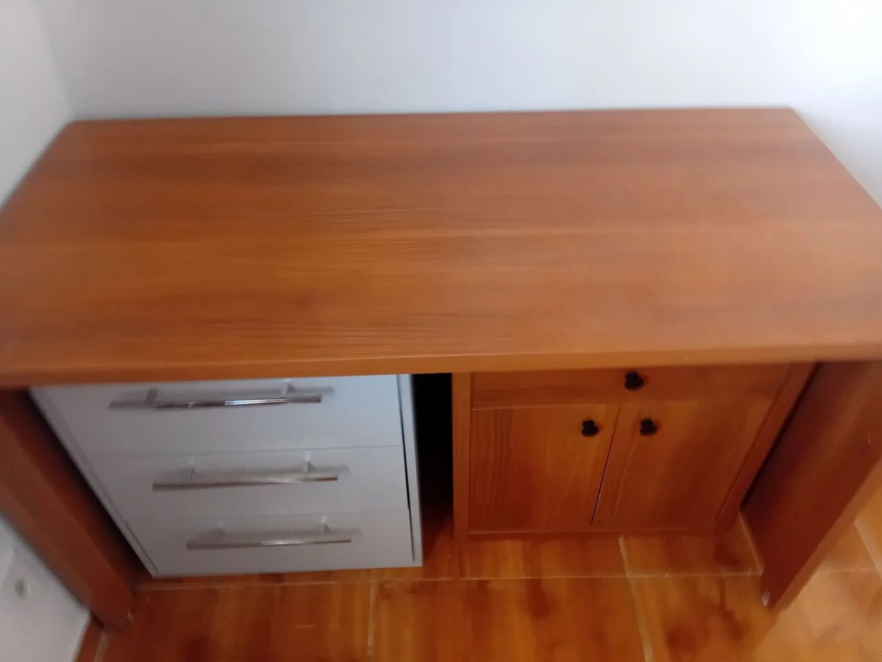 Mesa de estudos  - Foto 2