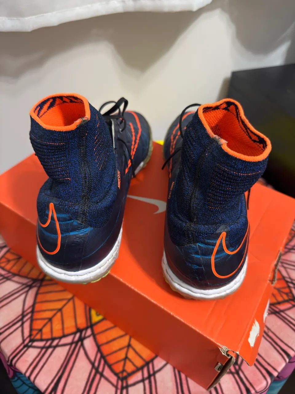 Chuteira Nike Phantom Society  - Foto 4