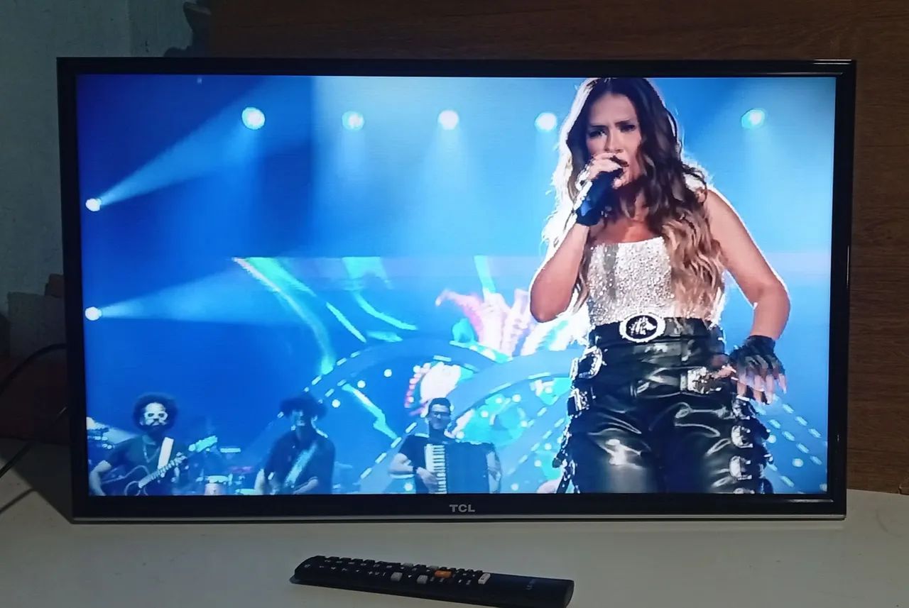 Tv Led TcL 32 Polegadas Smart YouTube Netflix  - Foto 2