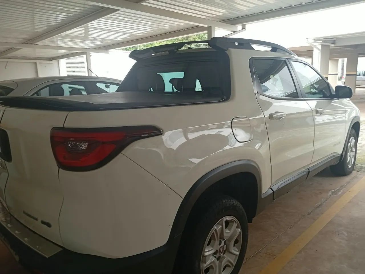 Fiat Toro Opening ED. Plus 1.8 16V Flex Aut. 2017 - Foto 4