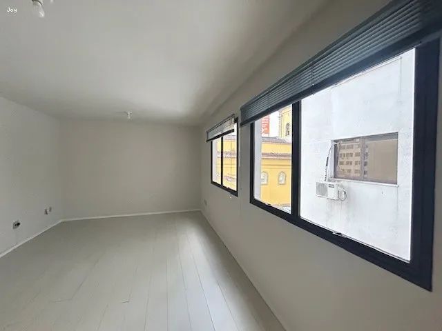 Sala Comercial para Venda em Nova Friburgo, Centro, 1 banheiro - Foto 5