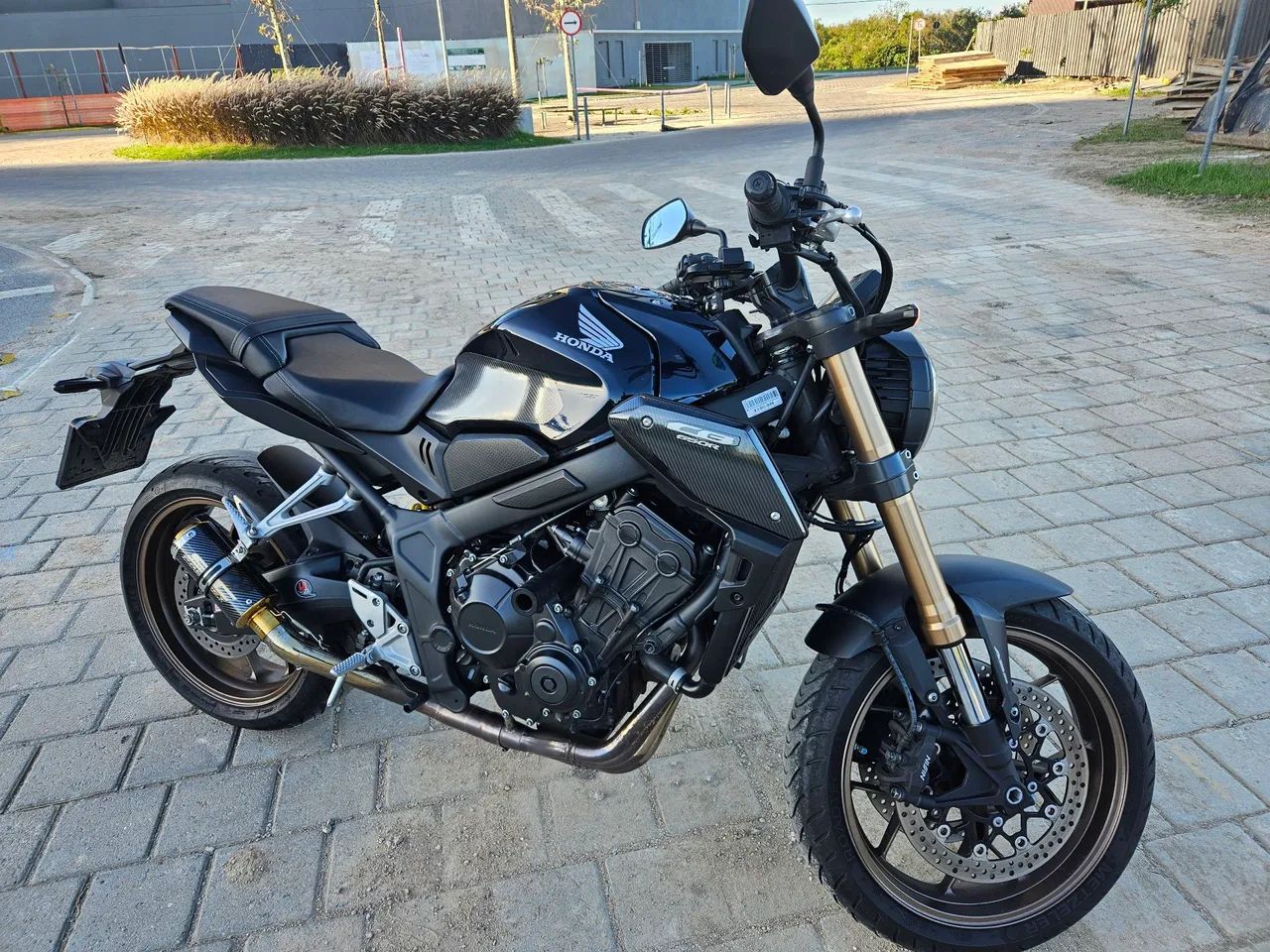Vendo cb650r 2021 impecável  - Foto 5