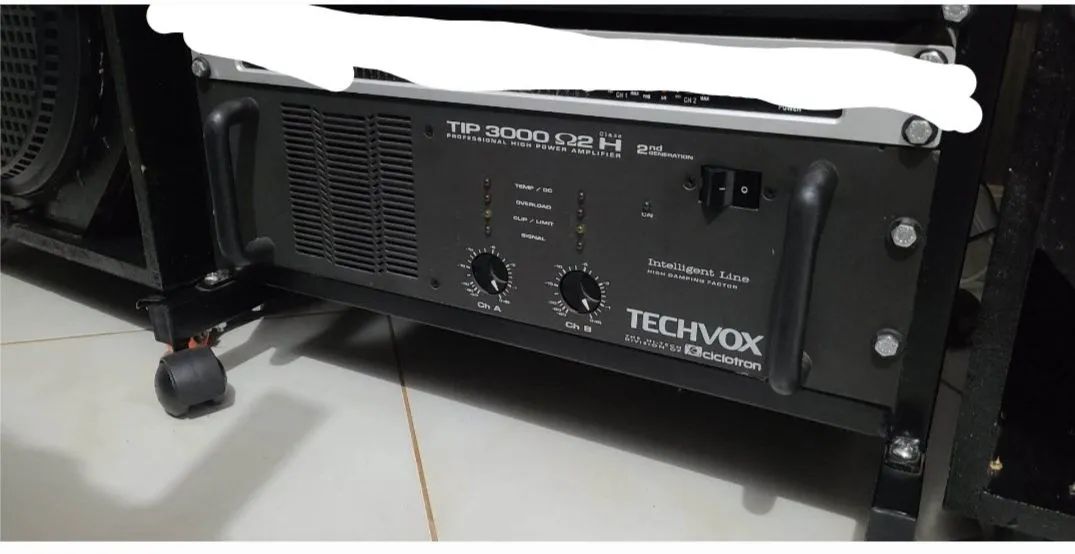 Amplificador TIP3000H  - Foto 4