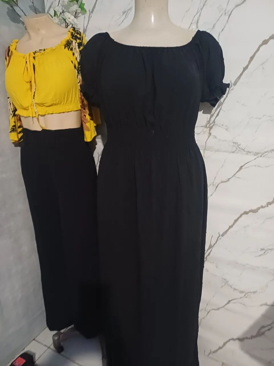 Roupas feminina na promoção 
