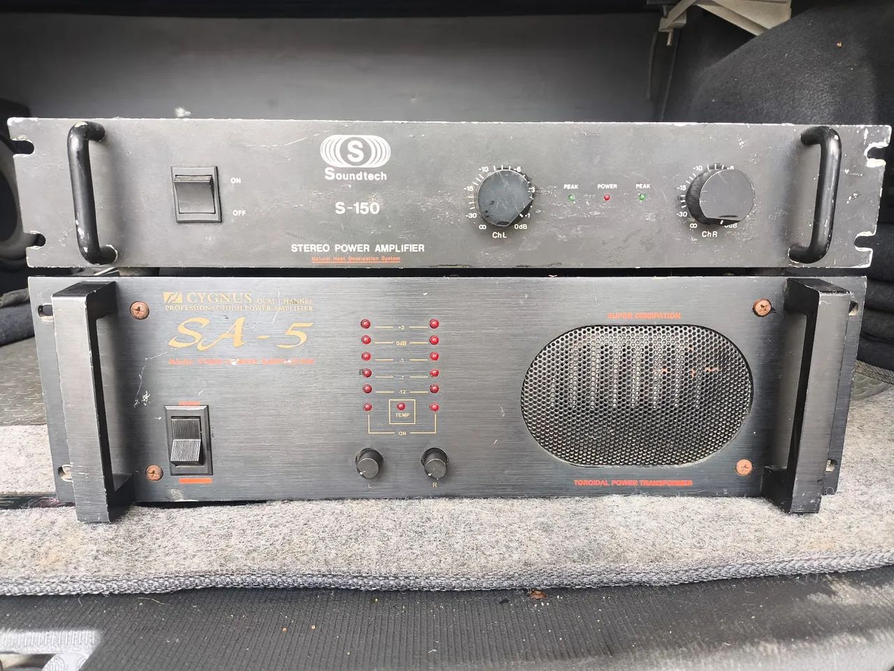 Som profissional Cygnus