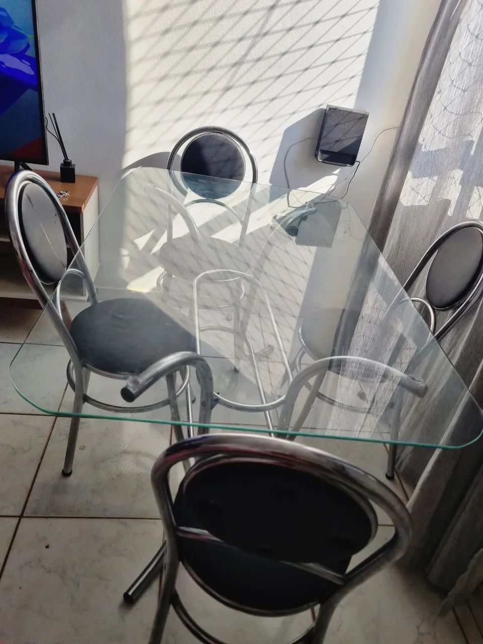 Mesa 6 cadeiras 