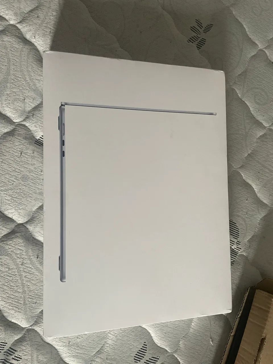 Mac Book Air lacrado m5 16 Gb Ssd 512 tela 15? - Foto 2
