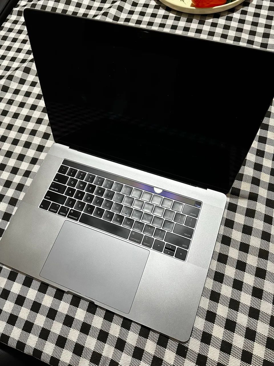 MacBook Pro 15? 2019 Core i9 16GB - Apenas 69 Ciclos - Impecável