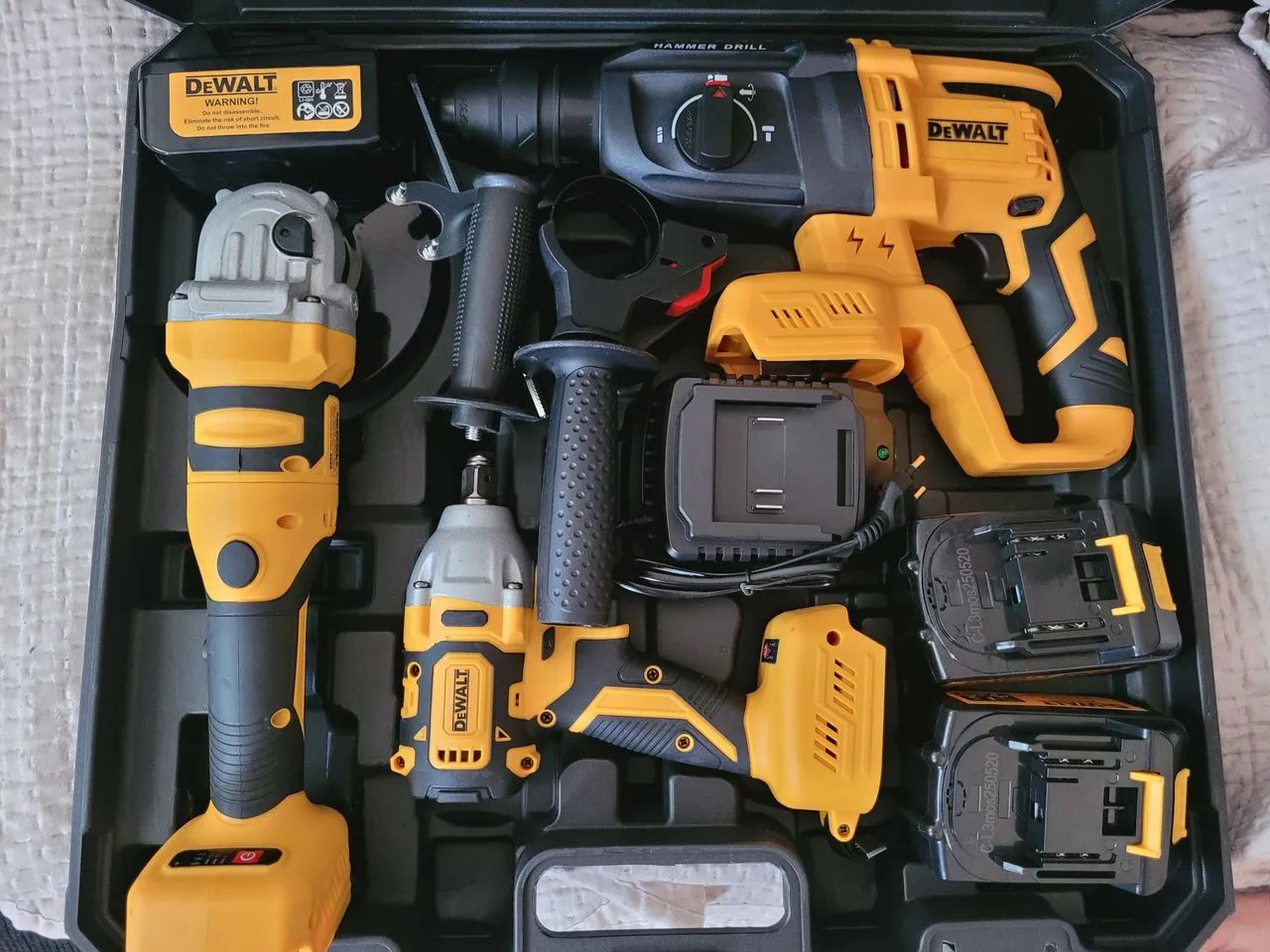 Kit de ferramentas Dewalt 3 peças65204300662273123