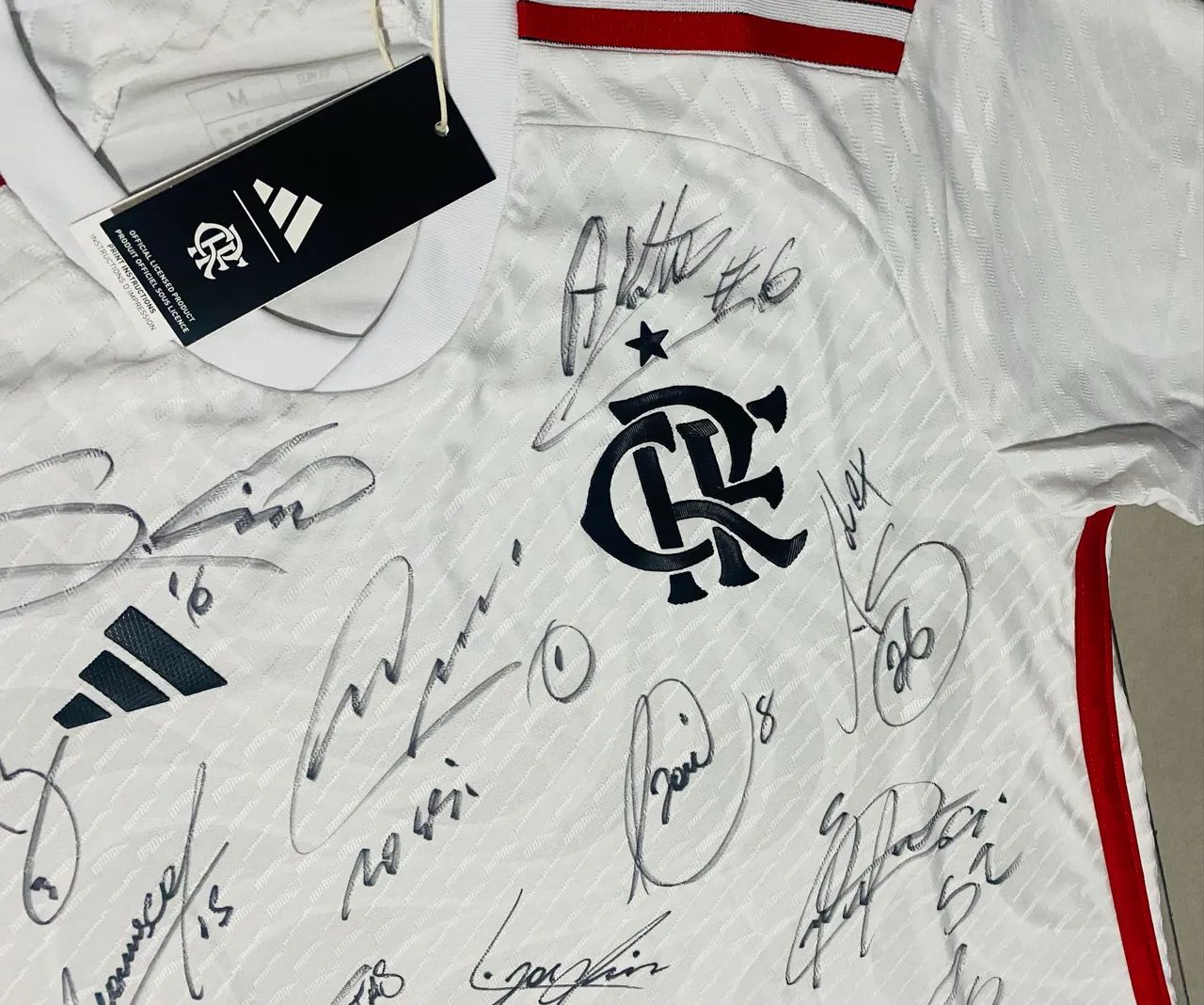 Camisa Flamengo 24/25 - Autografada. - Foto 3