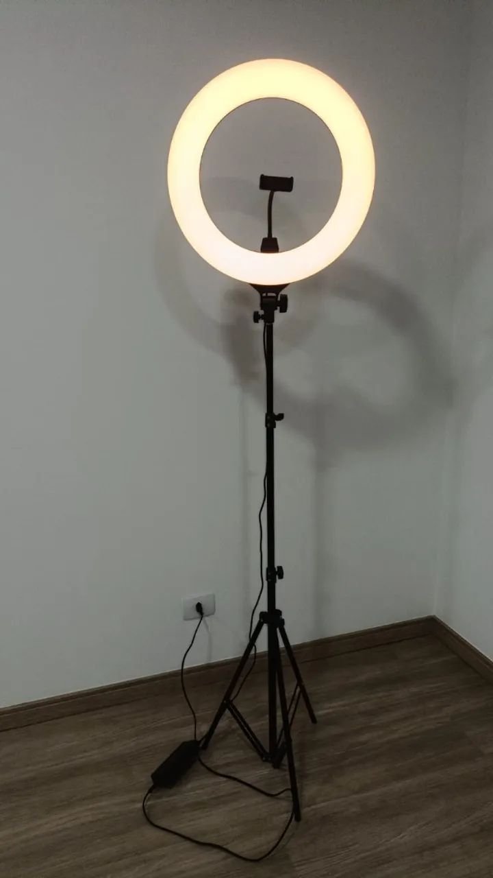 Ring Light LED 16 Pol Bicolor Completo Com Tripé - Foto 3