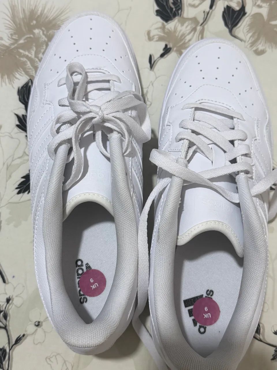 Tênis Adidas branco - Foto 4