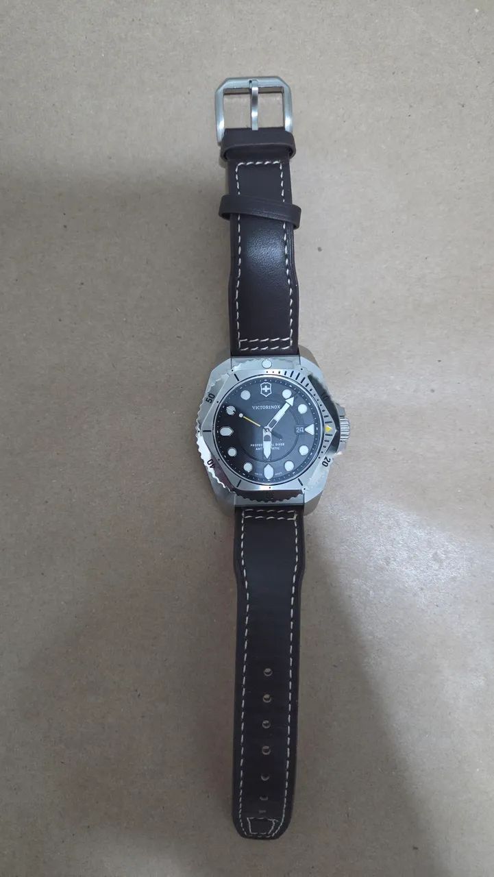 Relógio Victorinox dive preto - Foto 2