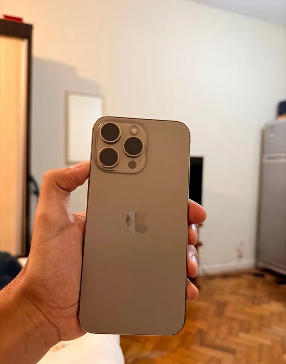 IPHONE 15 PRO MAX - 256 GB EXCELENTE  - Foto 2