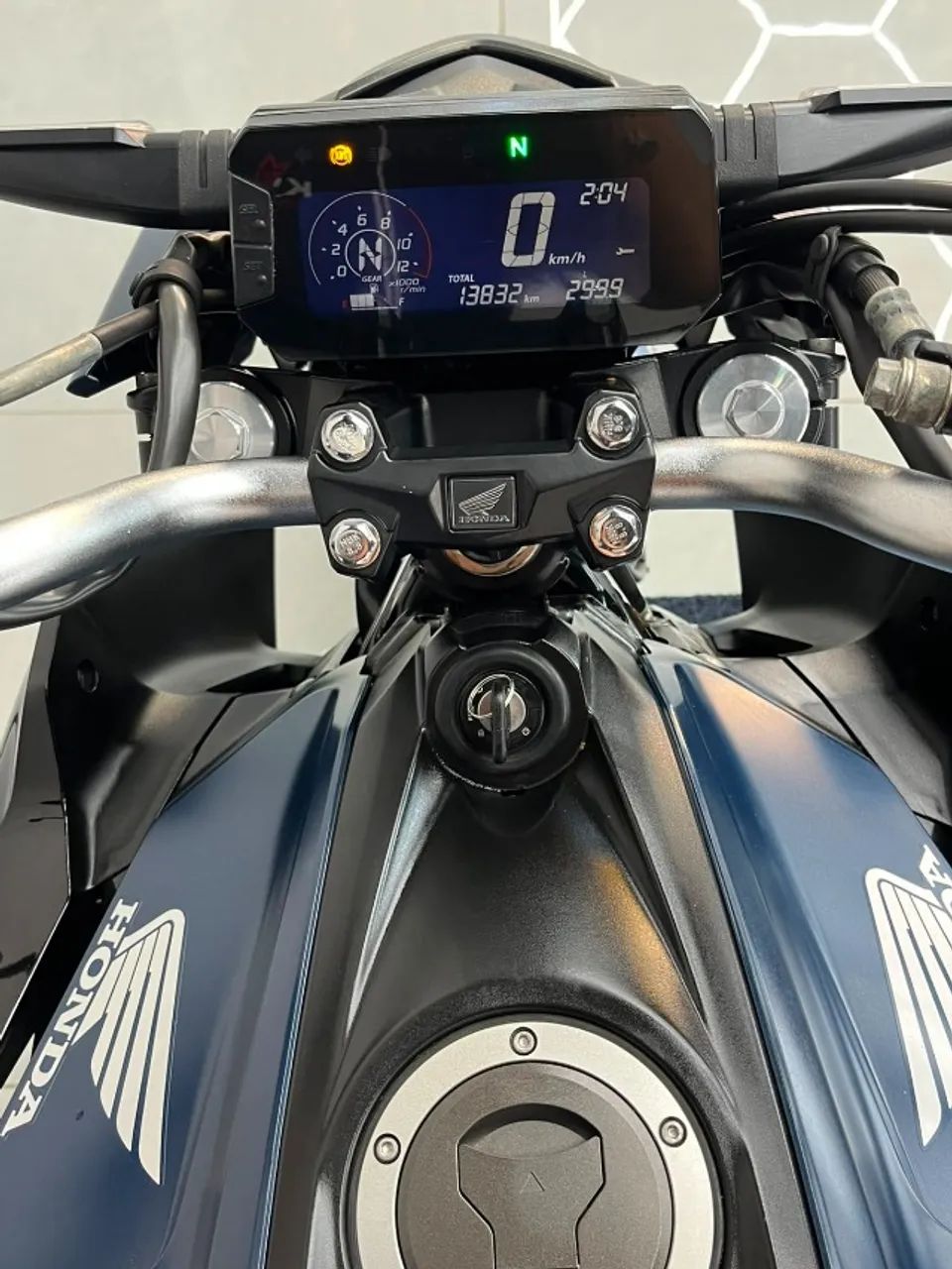 CB 300F - Foto 5