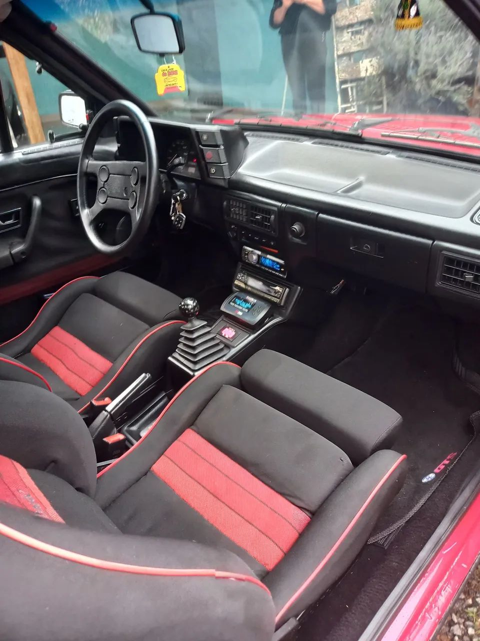 Volkswagen Gol Geração I GTS 1.8 8V Álcool Mec. 2P 1988