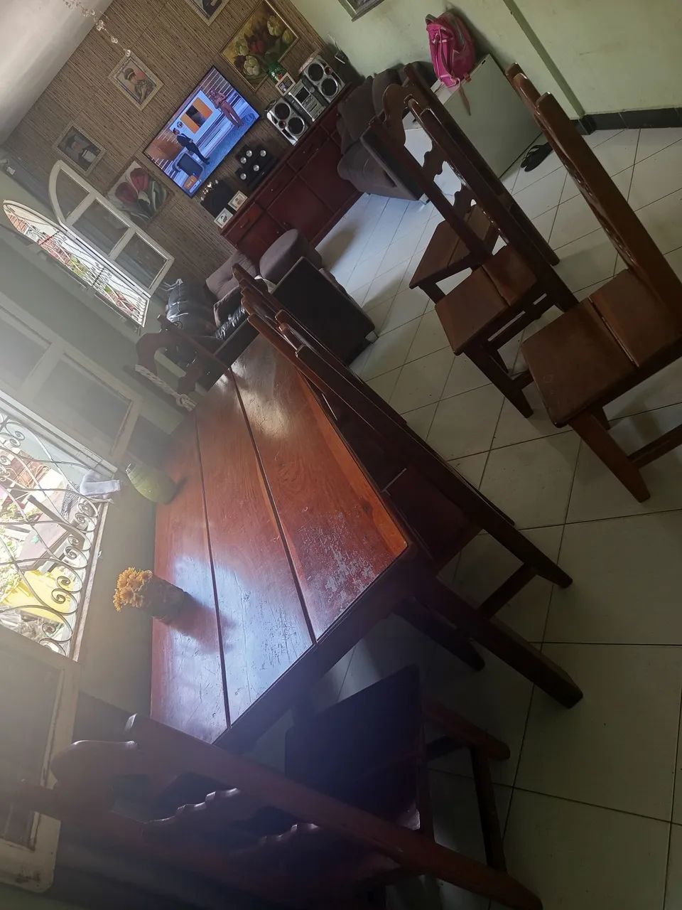 Vendo Mesa de Madeira Trabalhada  - Foto 4