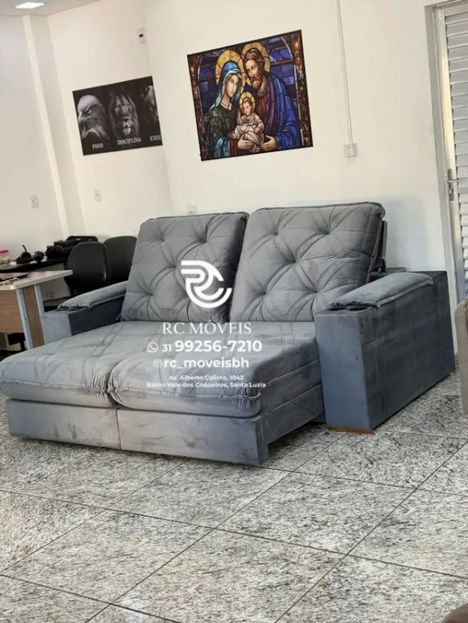 Sofá Retrátil Reclinável Cuiabá com Porta Copos D33 Molas Ensacadas - Foto 5