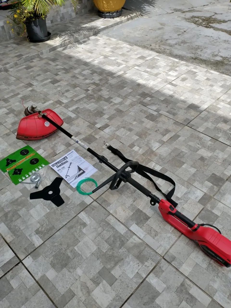 Roçadeira Garthen GRE-2000