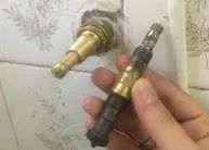 BOMBEIRO HIDRÁULICO E ELETRICISTA DISPONÍVEL  - Foto 2