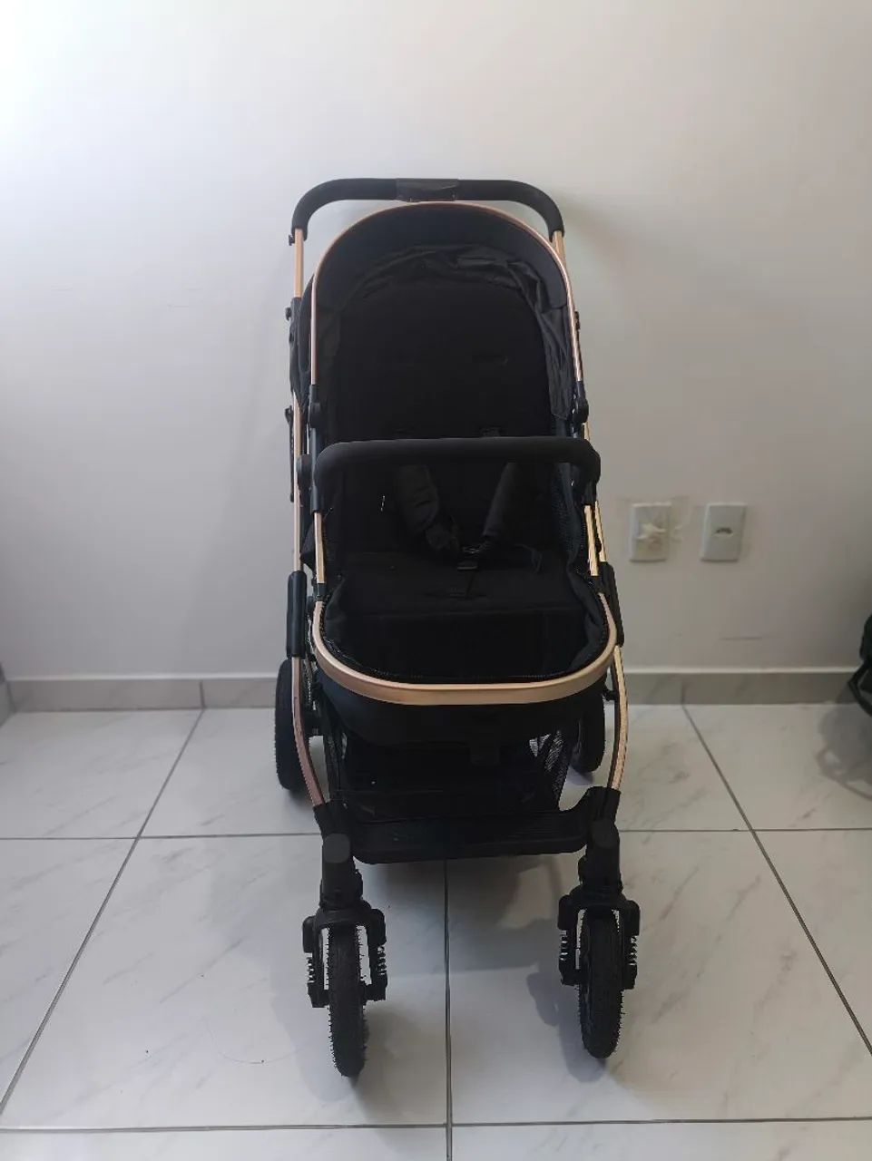Carrinho de bebê reversível Elysian Max Baby - Foto 3