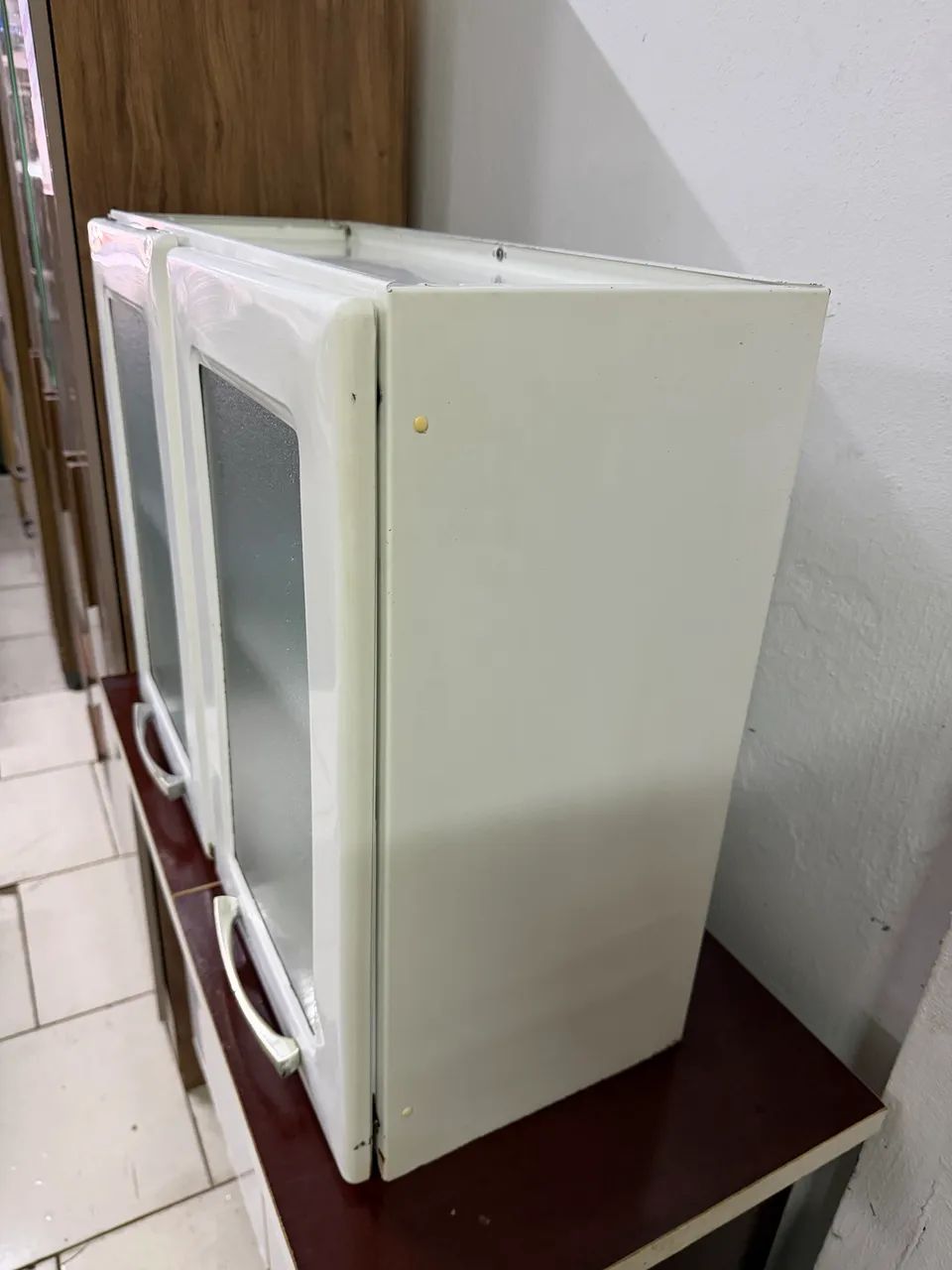 Armário de 2 portas parede aço 70comprimento x55 altura  - Foto 2