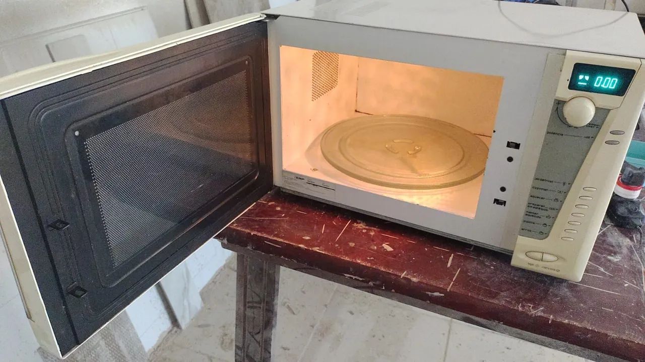 Microondas bem conservado  - Foto 2