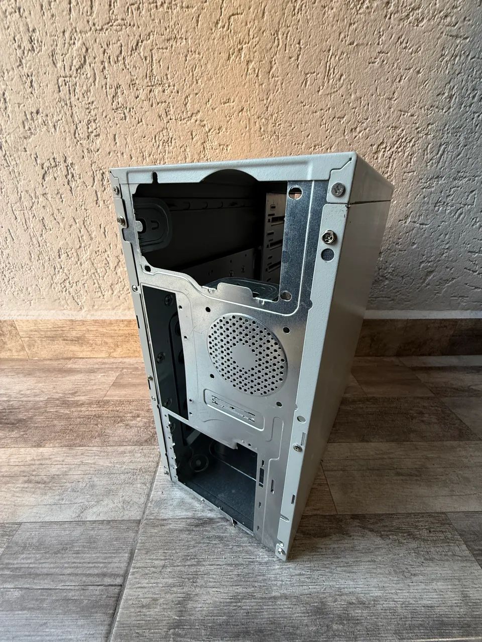 Cpu so a carcaça  - Foto 4