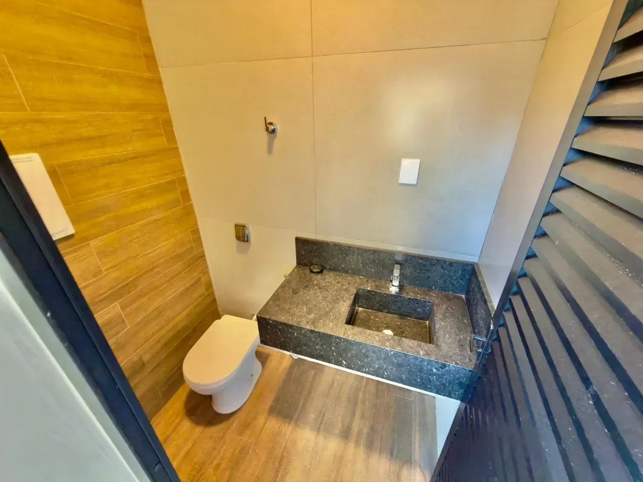 Casa Térrea com Piscina - Alto Padrão no Bairro Monte Castelo - Foto 11