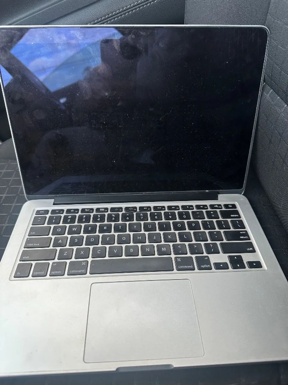 MACBOOK PRO