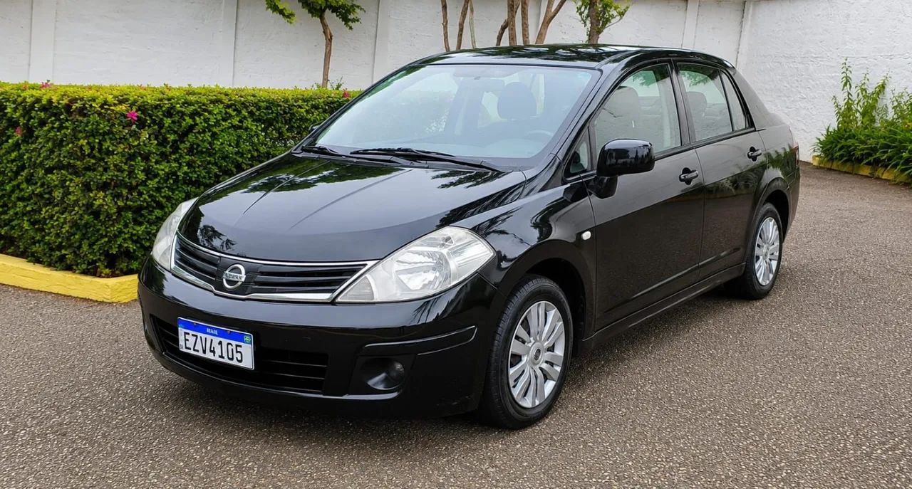 Nissan Tiida 2012