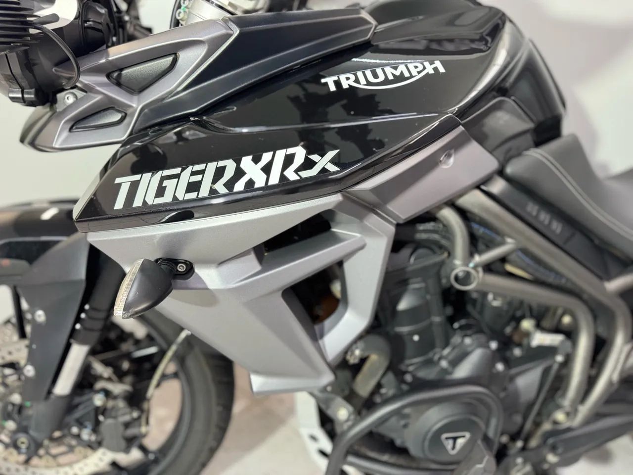 TRIUMPH TIGER 800 XRX  - Foto 3