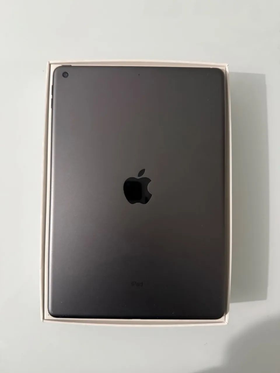 iPad 7th 32g nunca usado - Foto 2