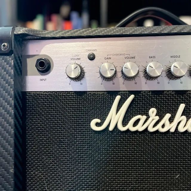 Amplificador Marshall MG15CF - Foto 5
