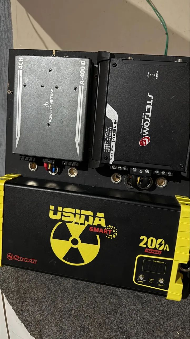 Fonte Automotiva Spark Usina 220A Bivolt 14,4V com Voltímetro Integrado - Foto 2