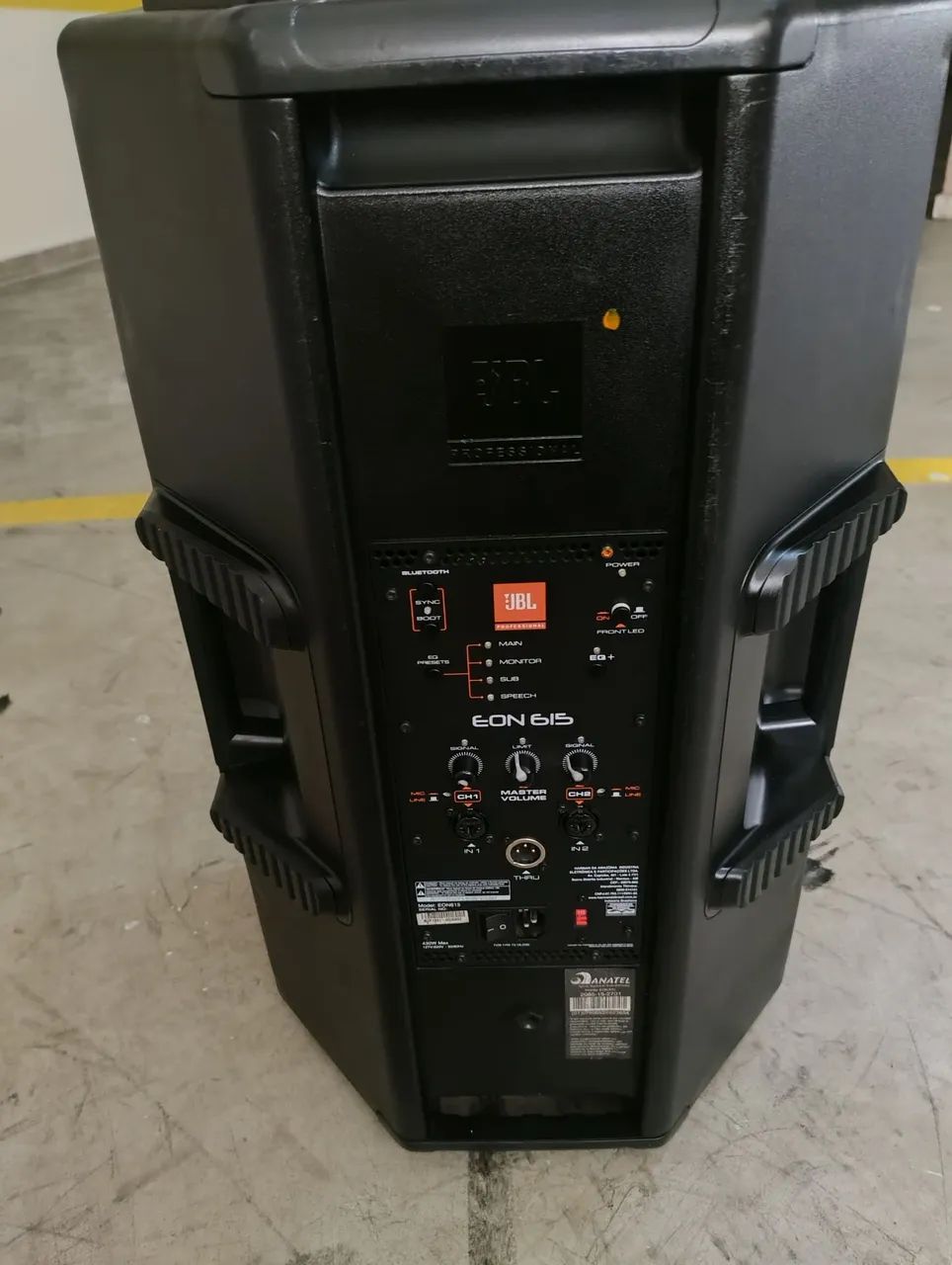 JBL EON615 Caixa de Som Ativa Profissional 15 Polegadas - Foto 2