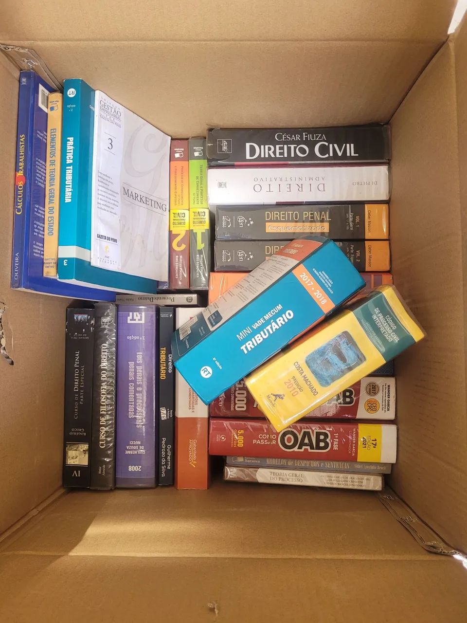 Livros de Direito - Foto 3