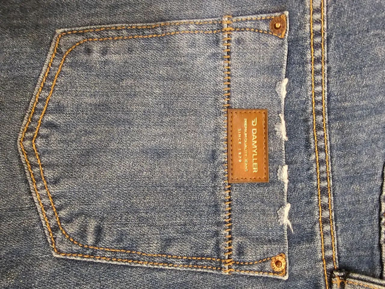 Shorts Jeans Damiller Tamanho 42 Novo - Foto 4