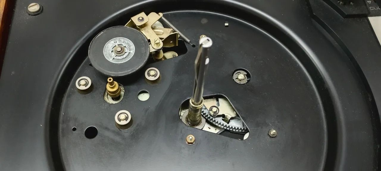 Toca discos gradiente garrard 6300 - Foto 4