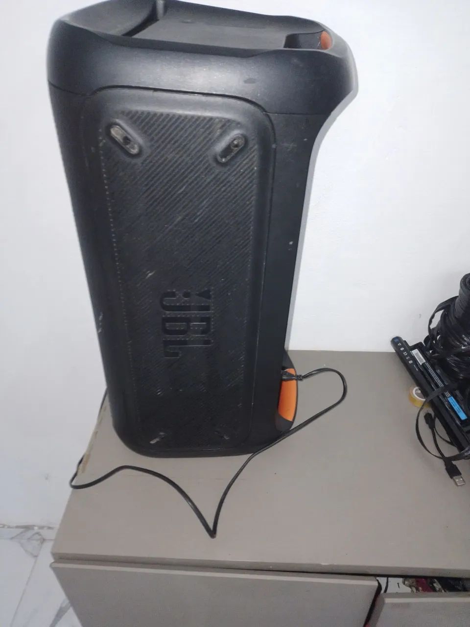 Vendo jbl parte box 100 com defeito na placa - Foto 2
