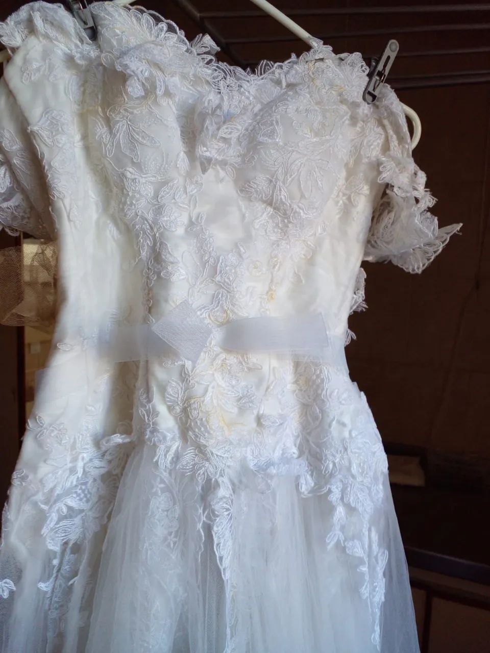 Vendo lindo vestido de noiva - renda  - Foto 5