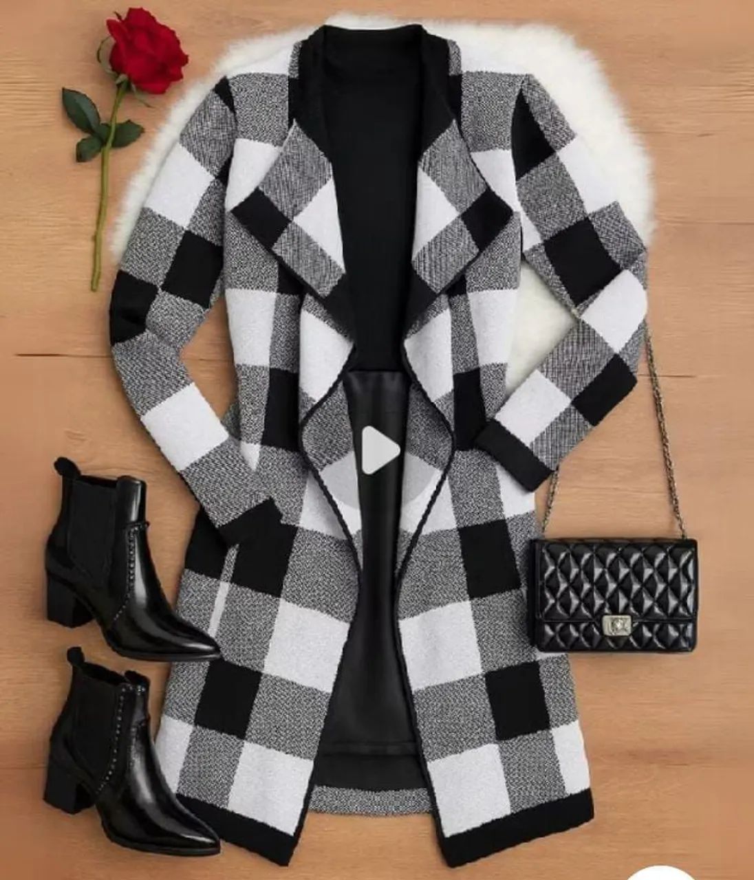 Cardigan Preto e branco tamanho P(36)