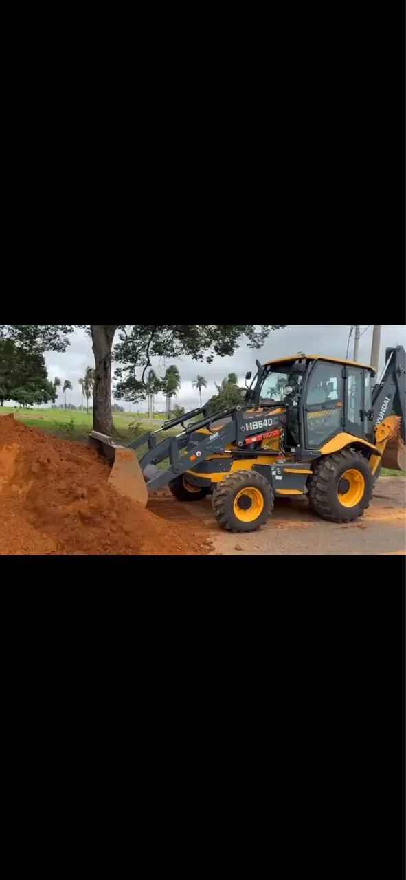 Retroescavadeira hyundai n cat jcb case new Holland  - Foto 4