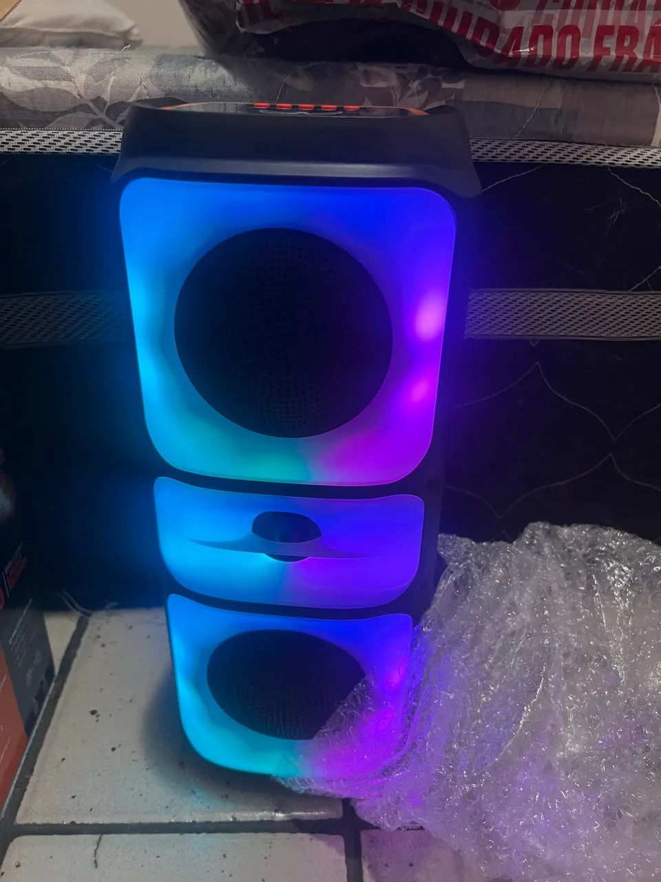 Caixa de som Bluetooth capacidade TWS 50w