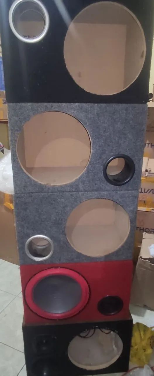 Caixa subwoofer para som automotivo 