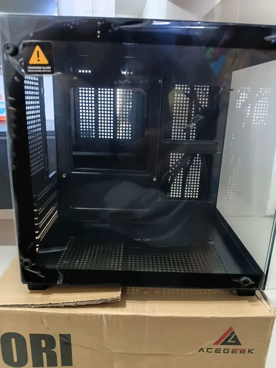 Gabinete Mid tower Acegeek - Foto 2